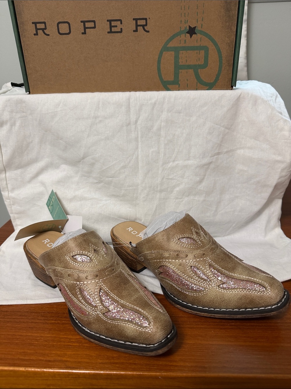 Roper Women's Taupe Mules with Pink Inset Stitching